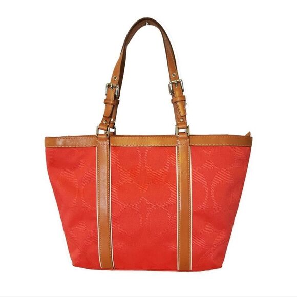 Coach tote bag ❄price drop❄ - Picture 11 of 14